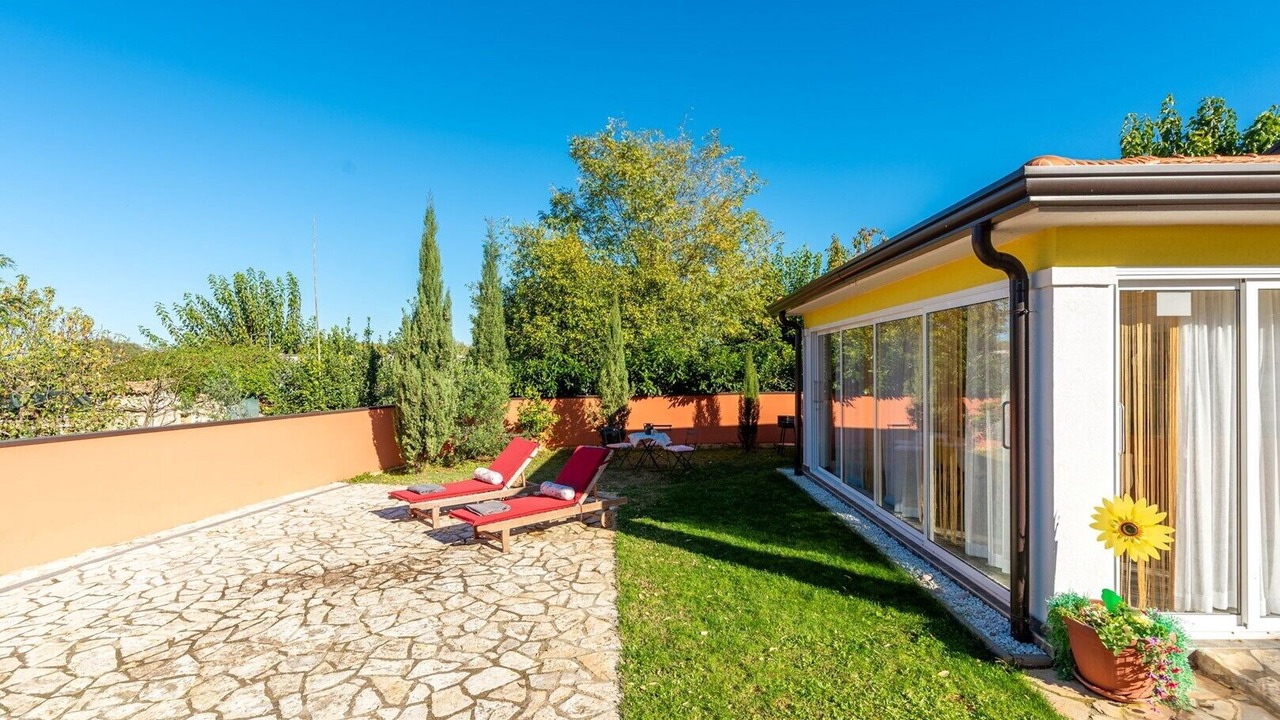 Photo of Patio Balcony in Babici