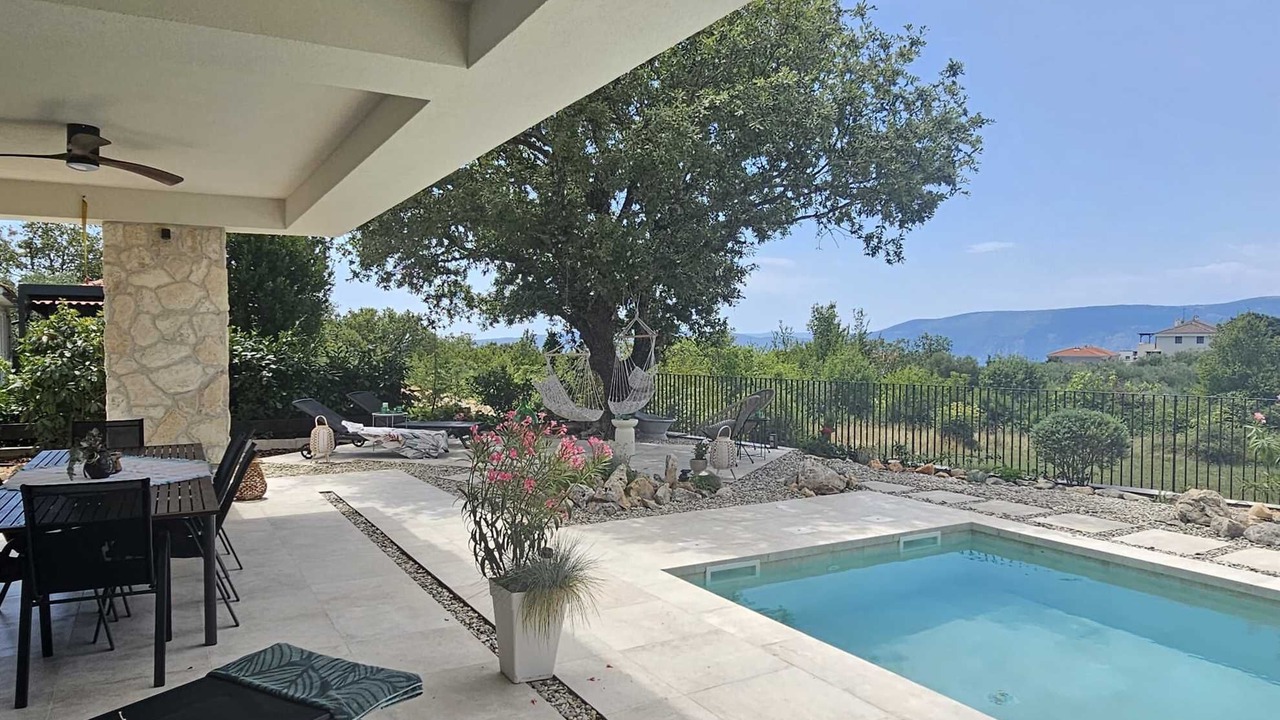 Photo of Outdoor in Linardici