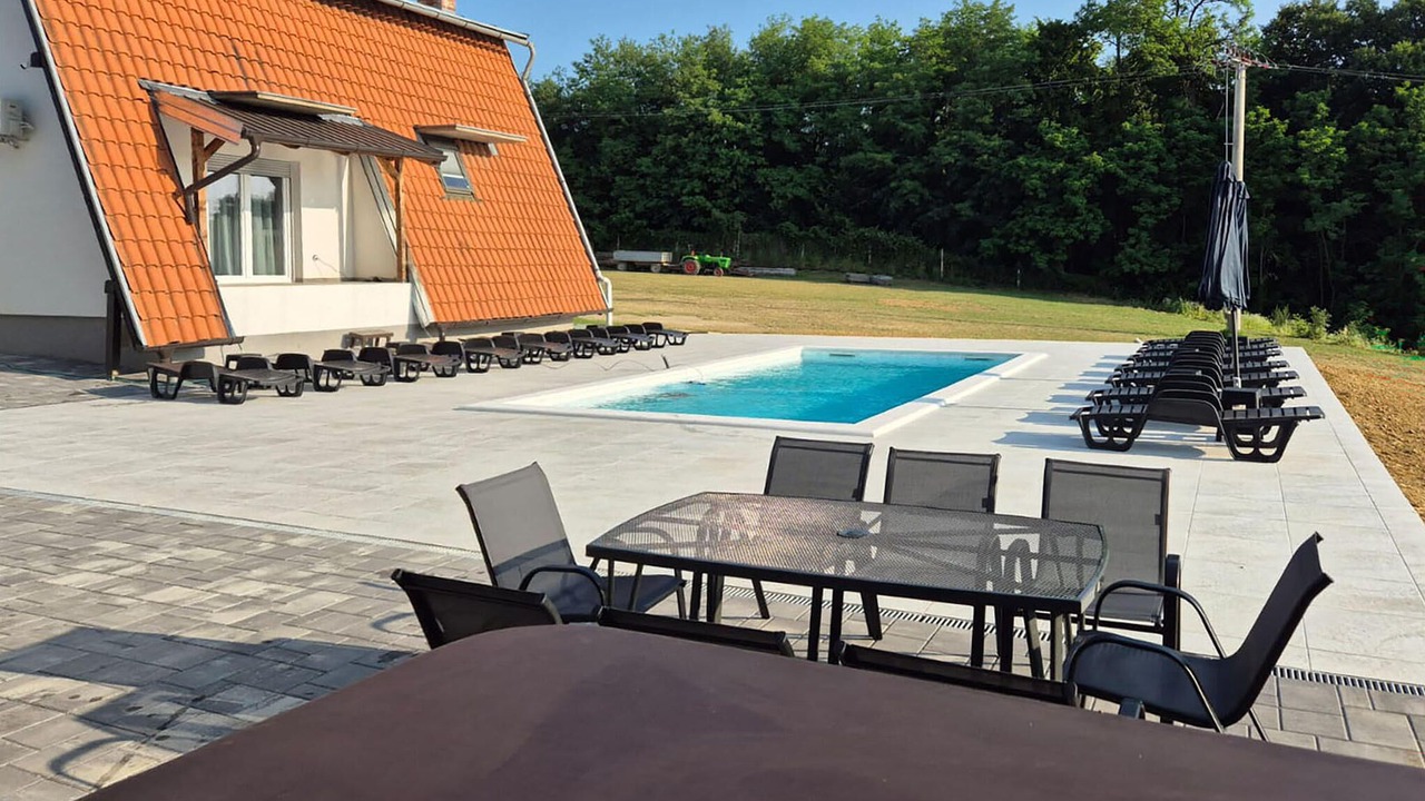 Photo of Outdoor in Kapela