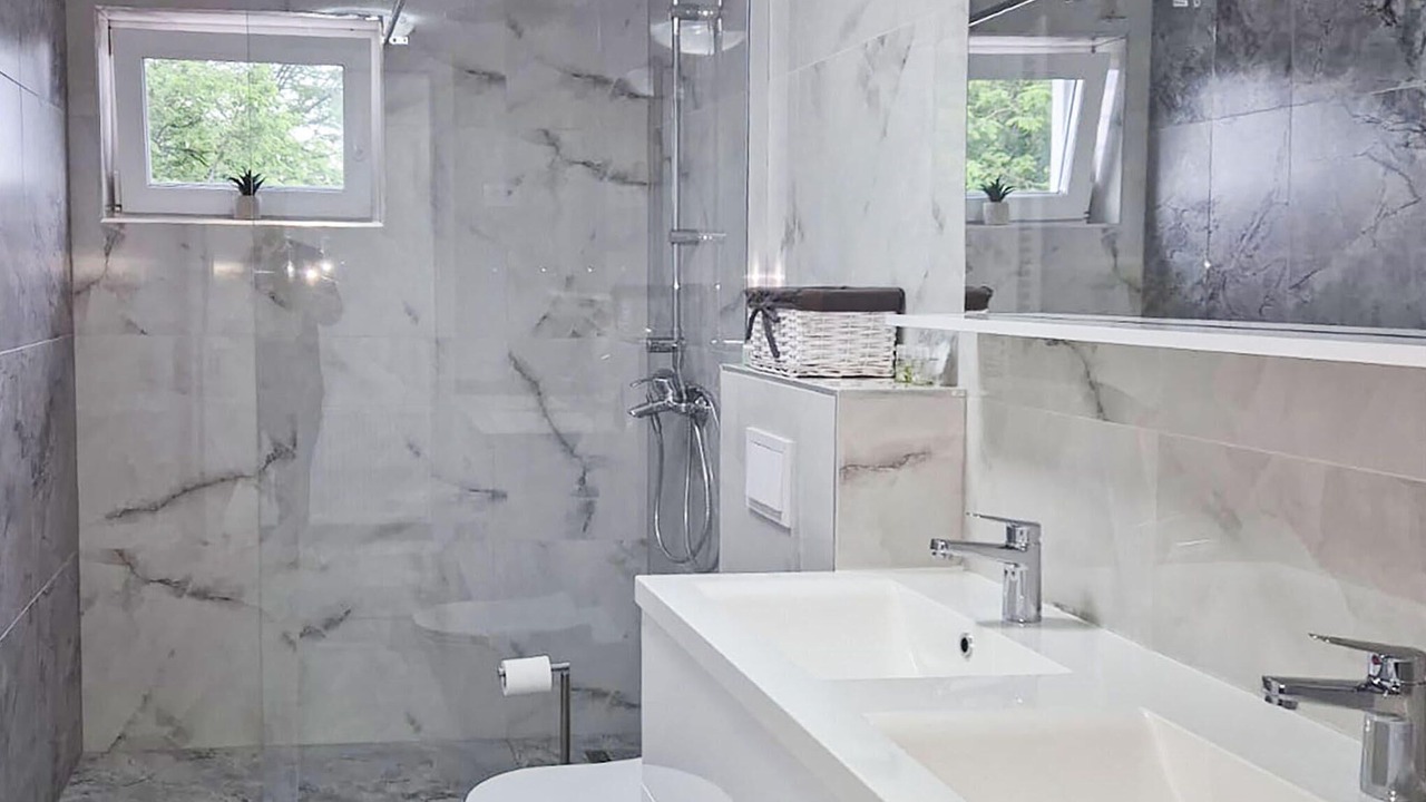 Photo of Bathroom in Kapela