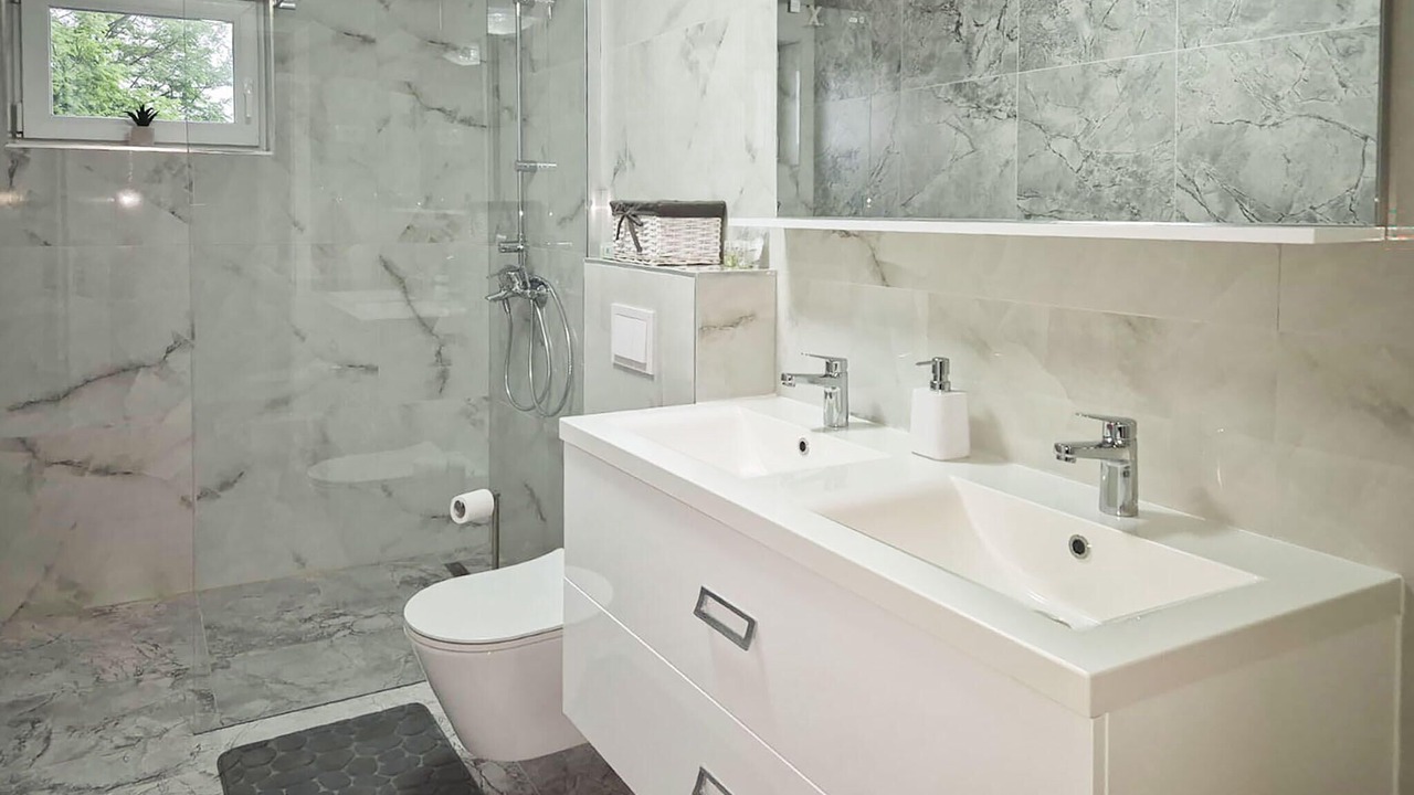 Photo of Bathroom in Kapela