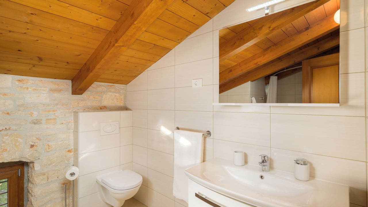 Photo of Bathroom in Zminj