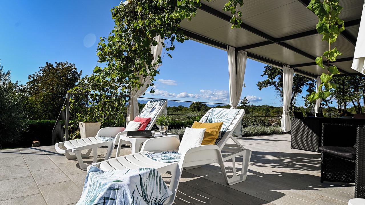 Photo of Patio Balcony in Sveti Vid-Miholjice