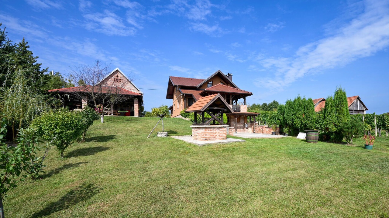 Photo of Others in Ljubescica