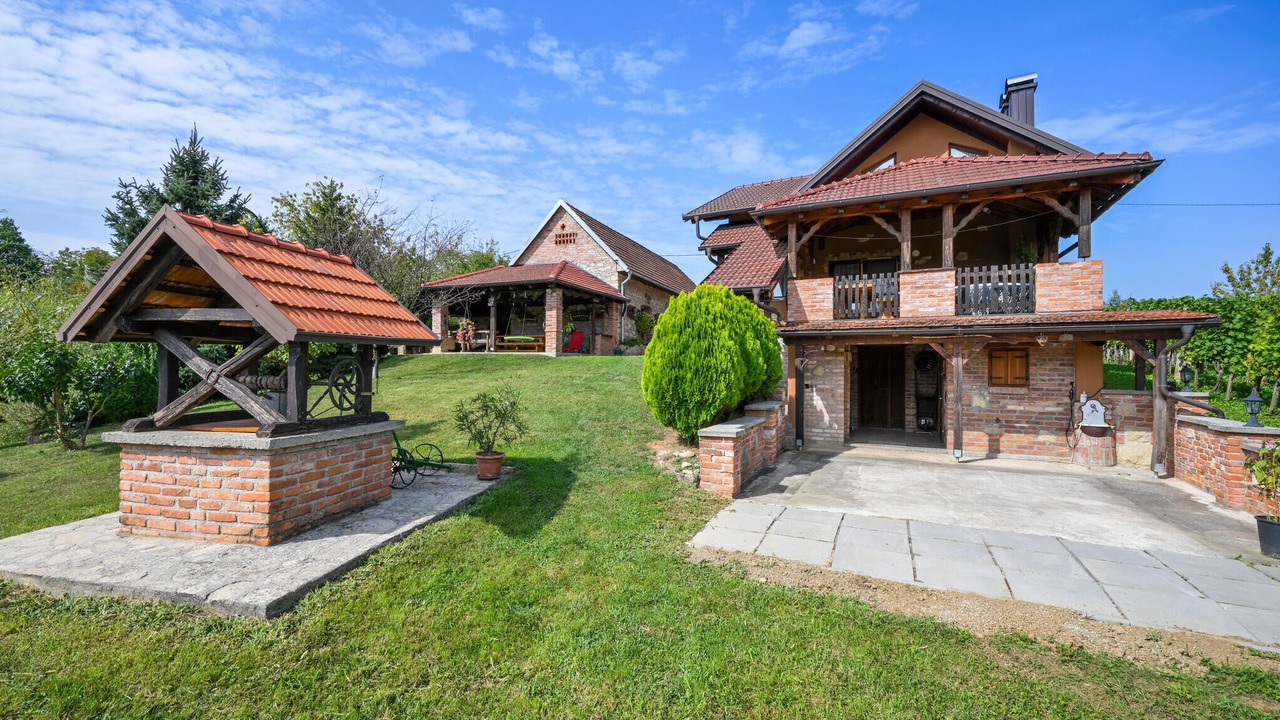 Photo of Others in Ljubescica