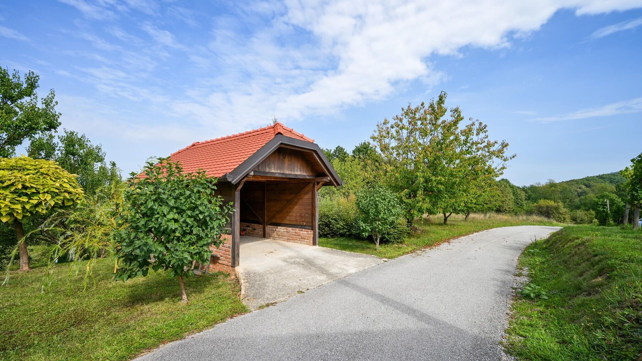 Photo of Others in Ljubescica