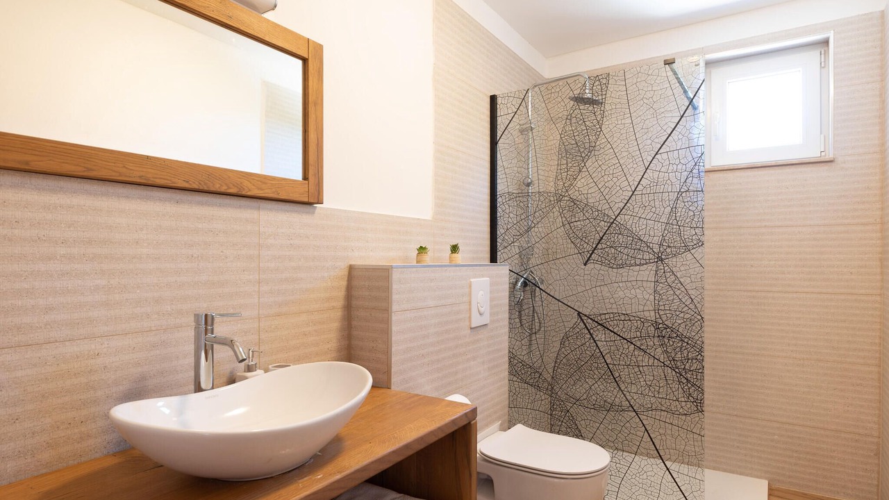 Photo of Bathroom in Grubine