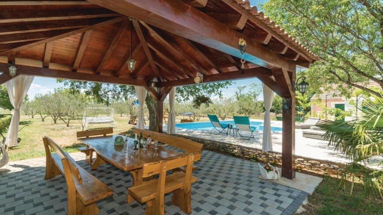 Photo of Outdoor in Drnis