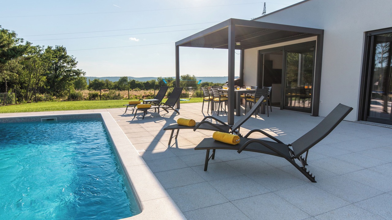 Photo of Outdoor in Brgod