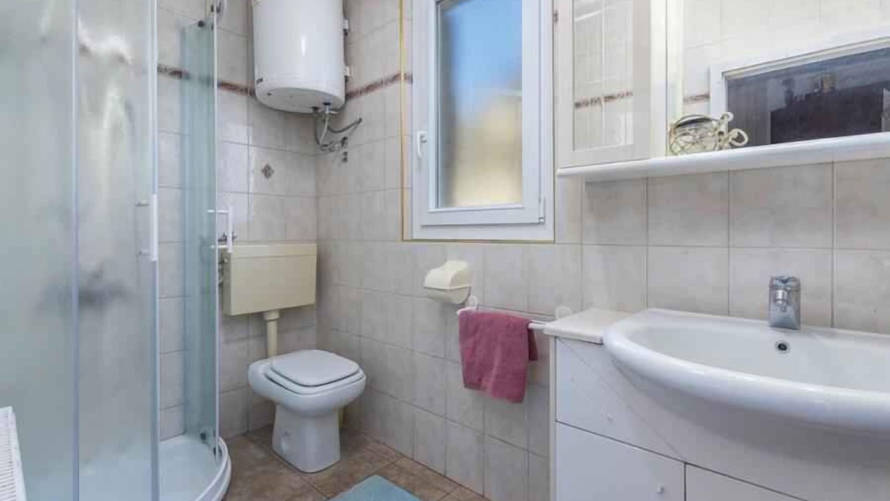 Photo of Bathroom in Karigador