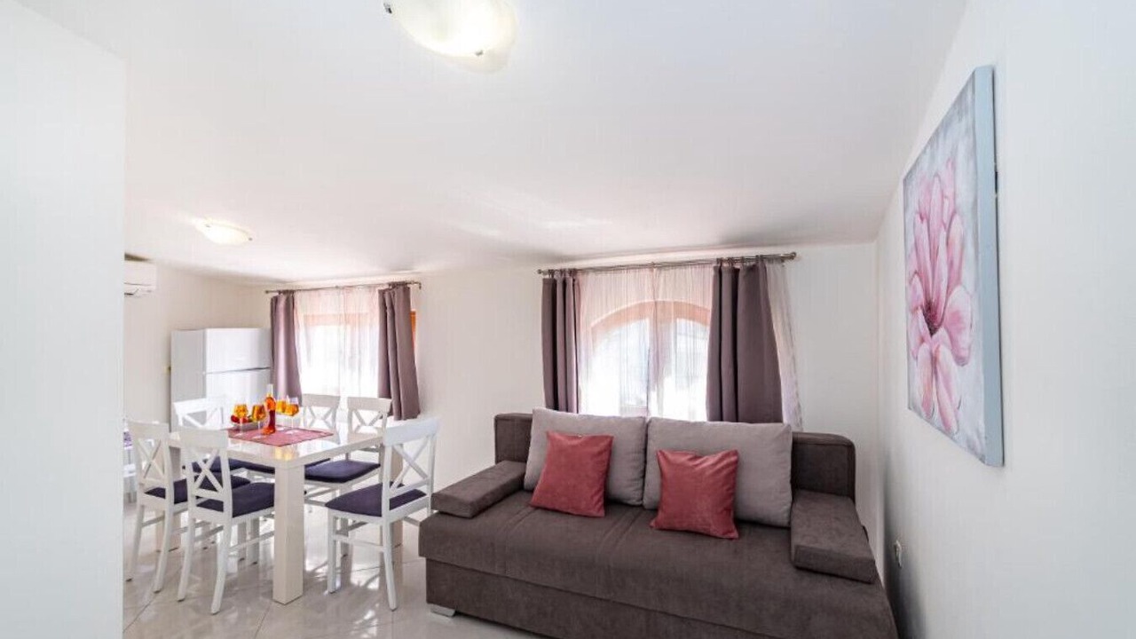 Photo of Livingroom in Donje Rastane
