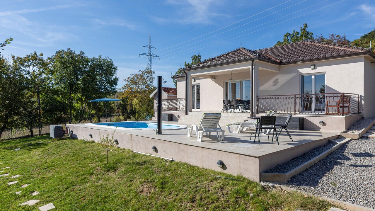 Photo of Outdoor in Sinj