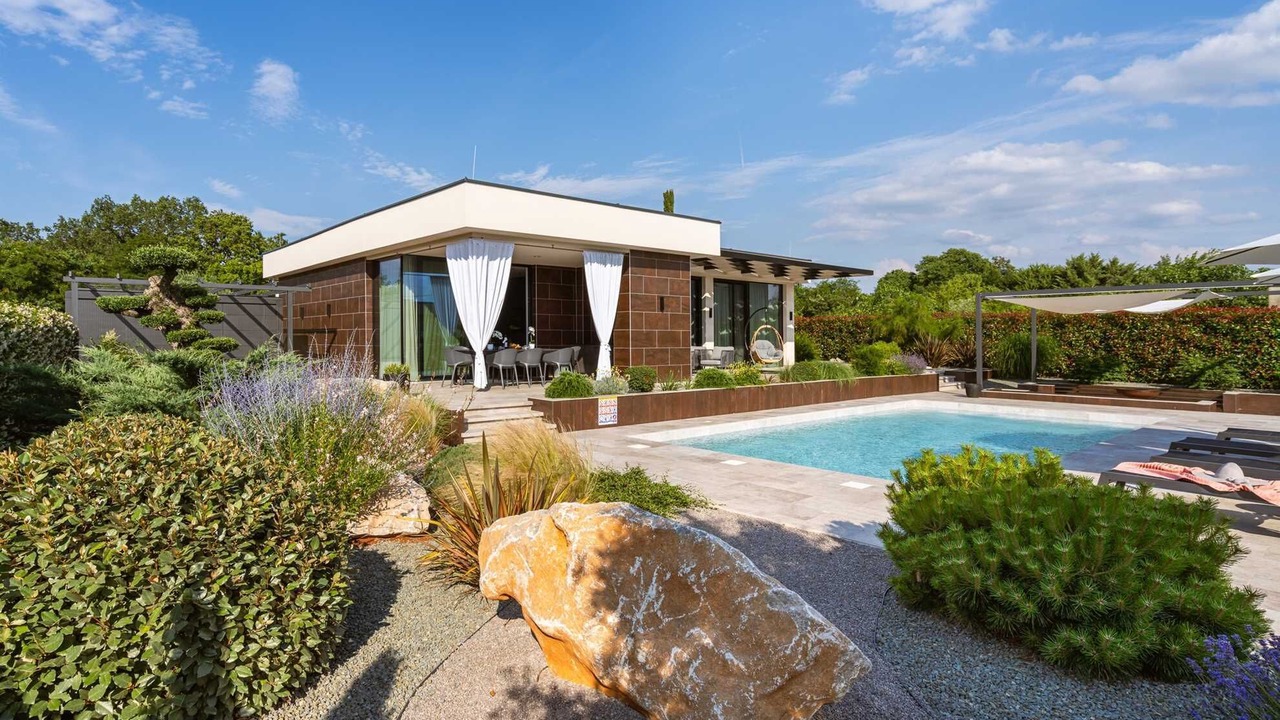 Photo of Outdoor in Brzac