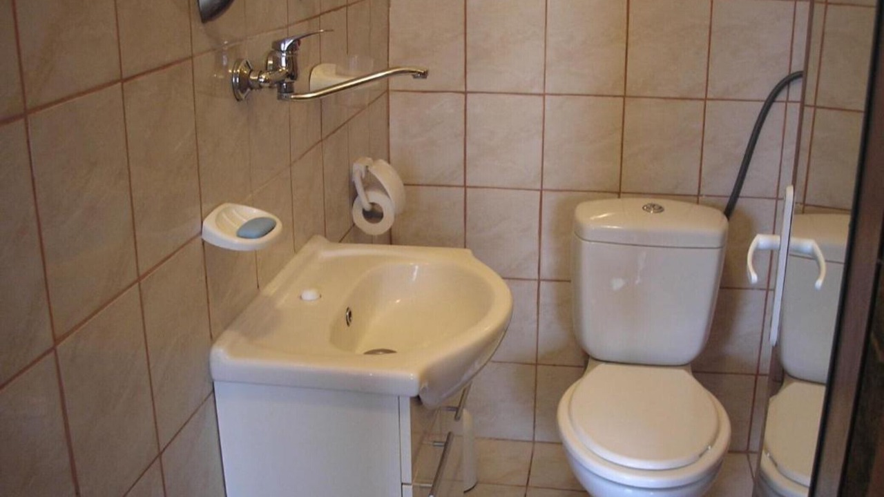 Photo of Bathroom in Aljmas