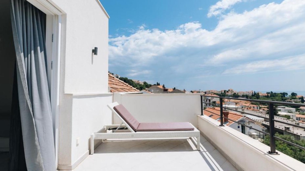 Photo of Patio Balcony in Gornji Kono
