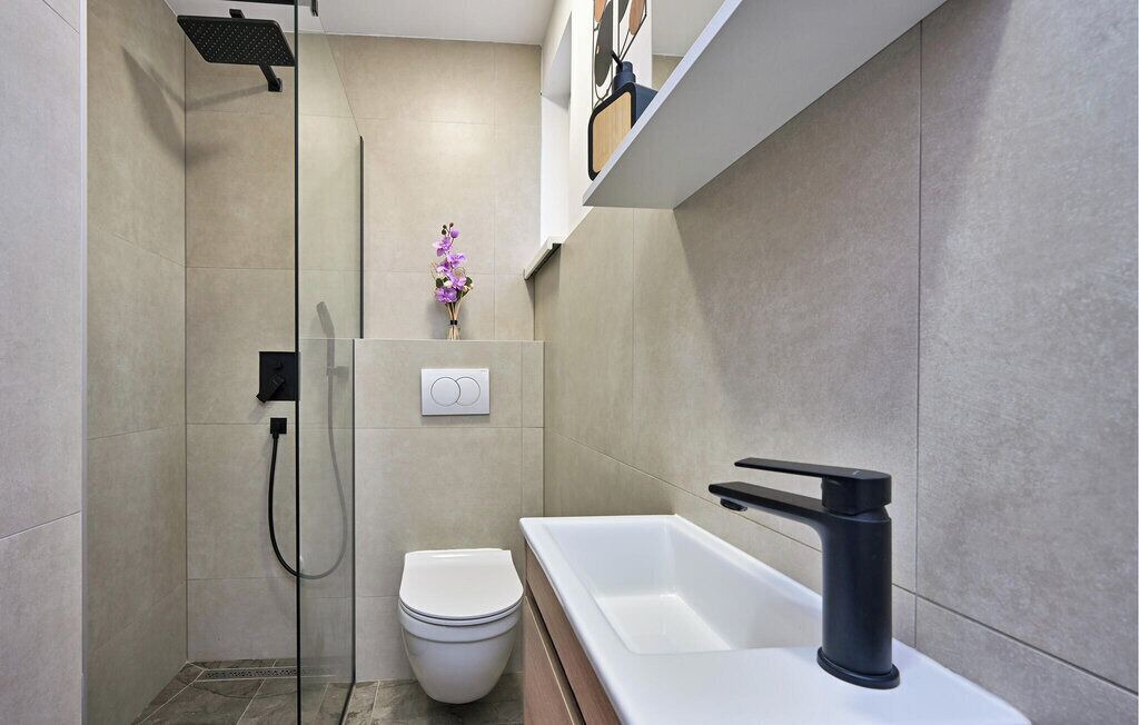 Photo of Bathroom in Popovaca