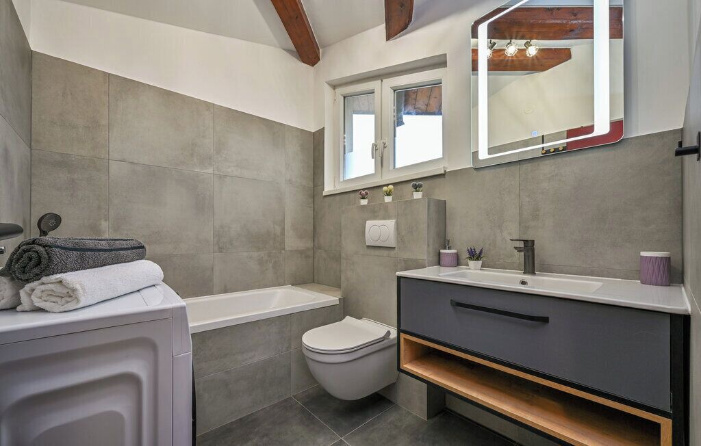 Photo of Bathroom in Popovaca