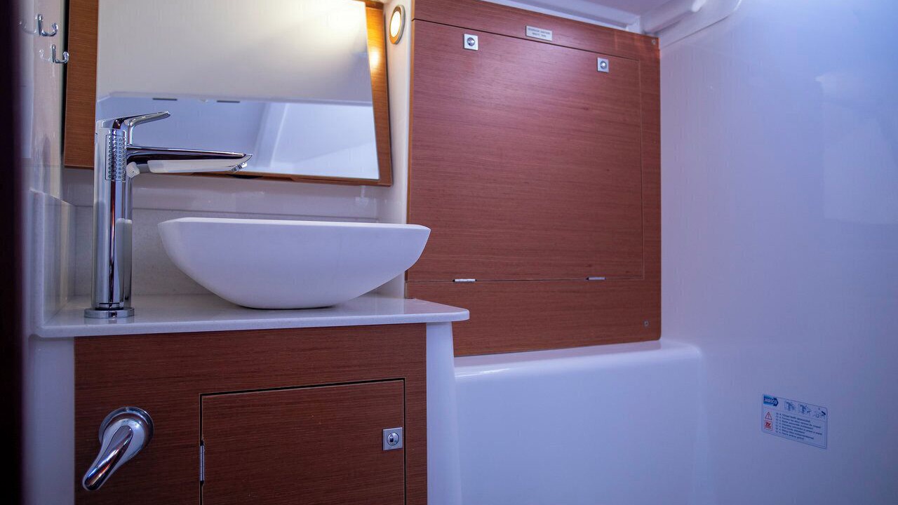 Photo of Bathroom in Cove Murtar