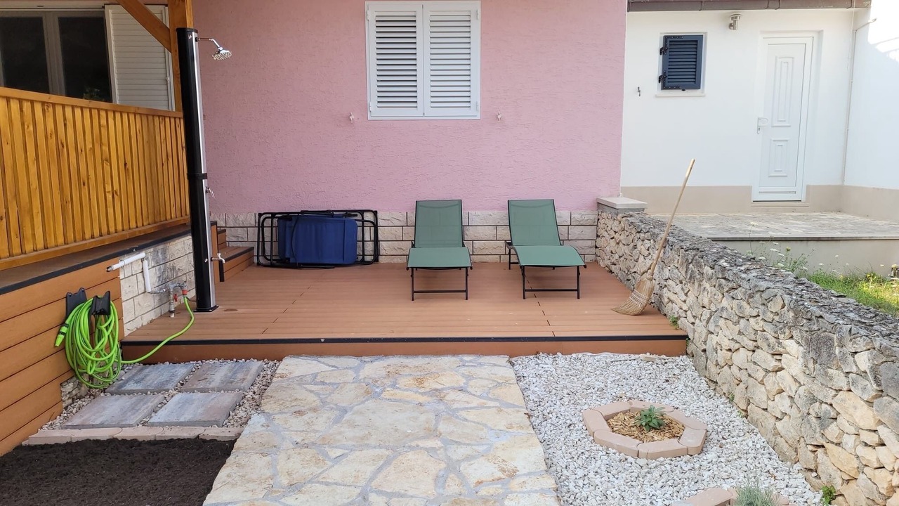 Photo of Outdoor in Mirce