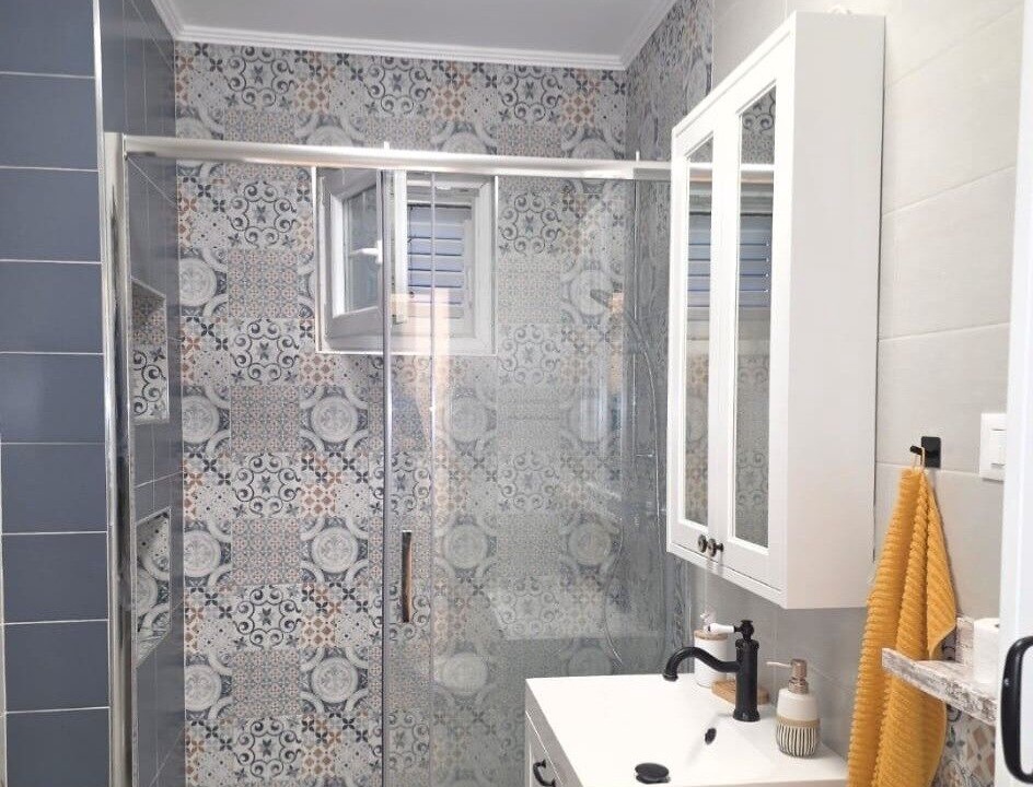 Photo of Bathroom in Mirce