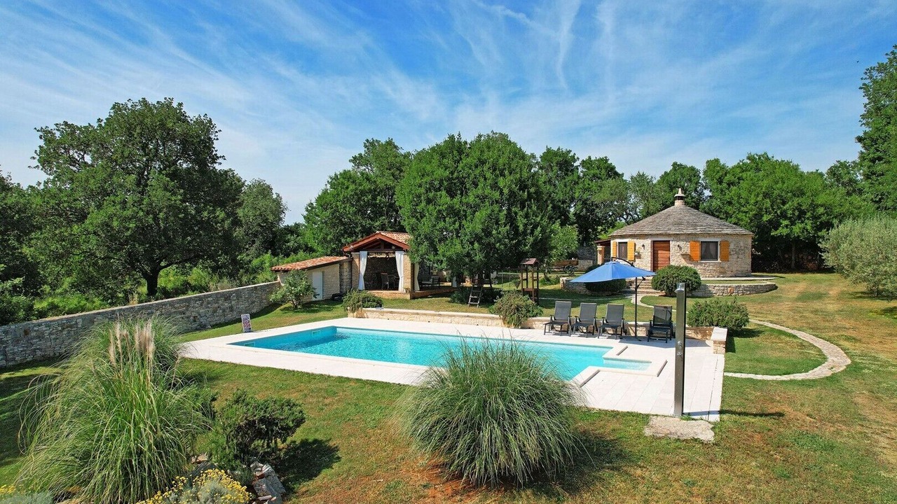 Photo of Outdoor in Cabrunici