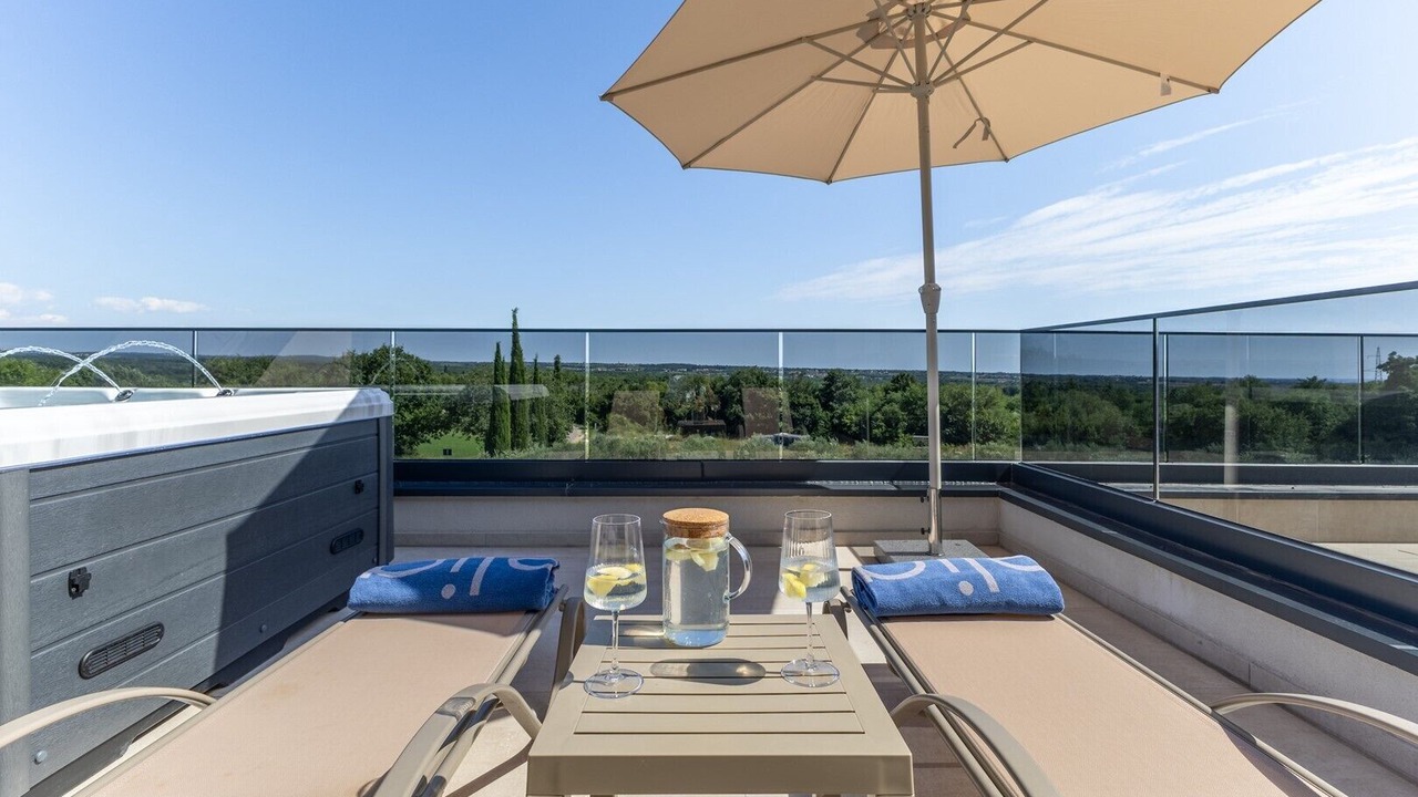 Photo of Outdoor in Frata