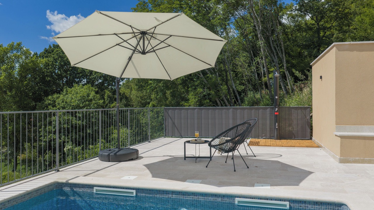 Photo of Outdoor in Citluk