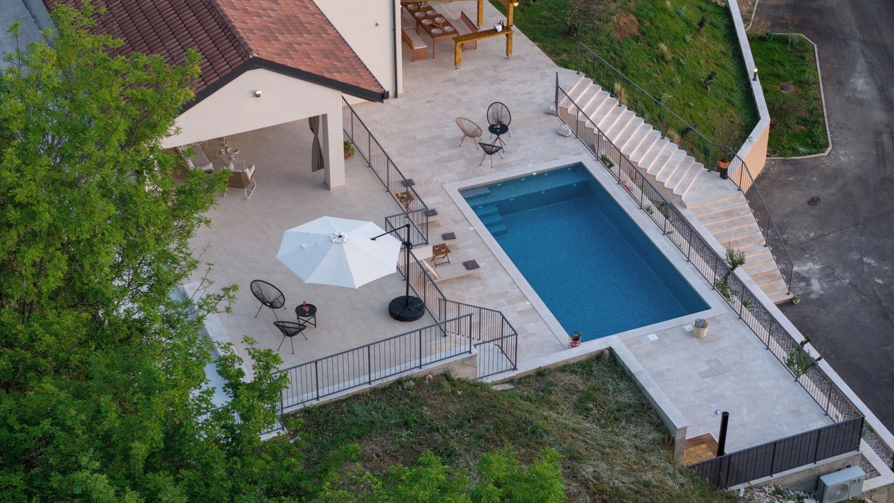 Photo of Outdoor in Citluk