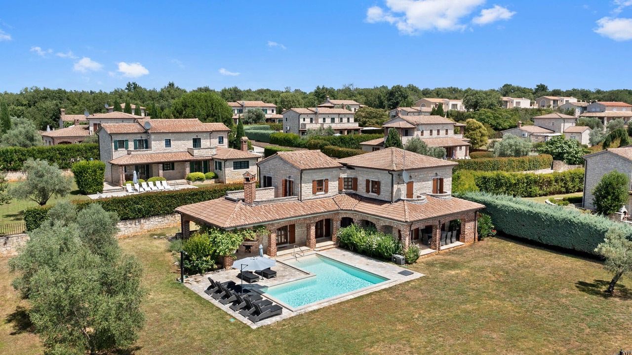 Photo of Outdoor in Stifanici