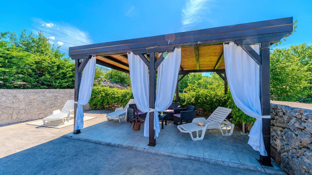 Photo of Patio Balcony in Bakar