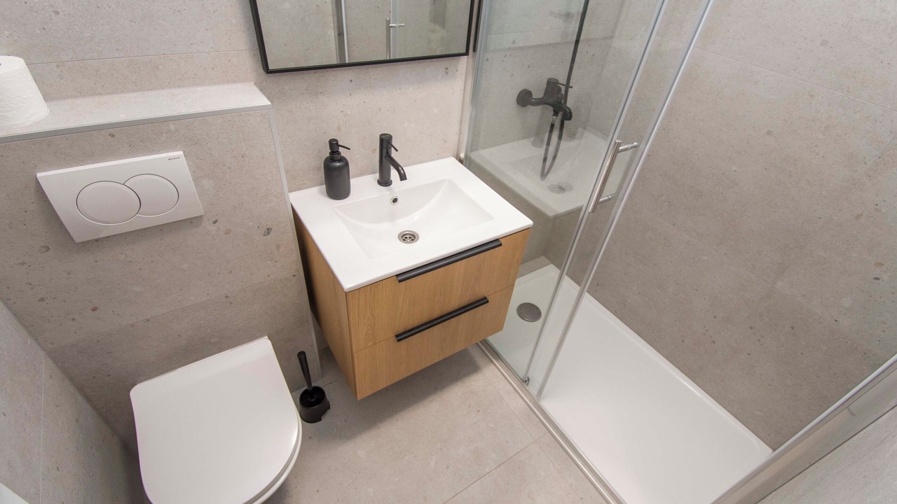 Photo of Bathroom in Seline