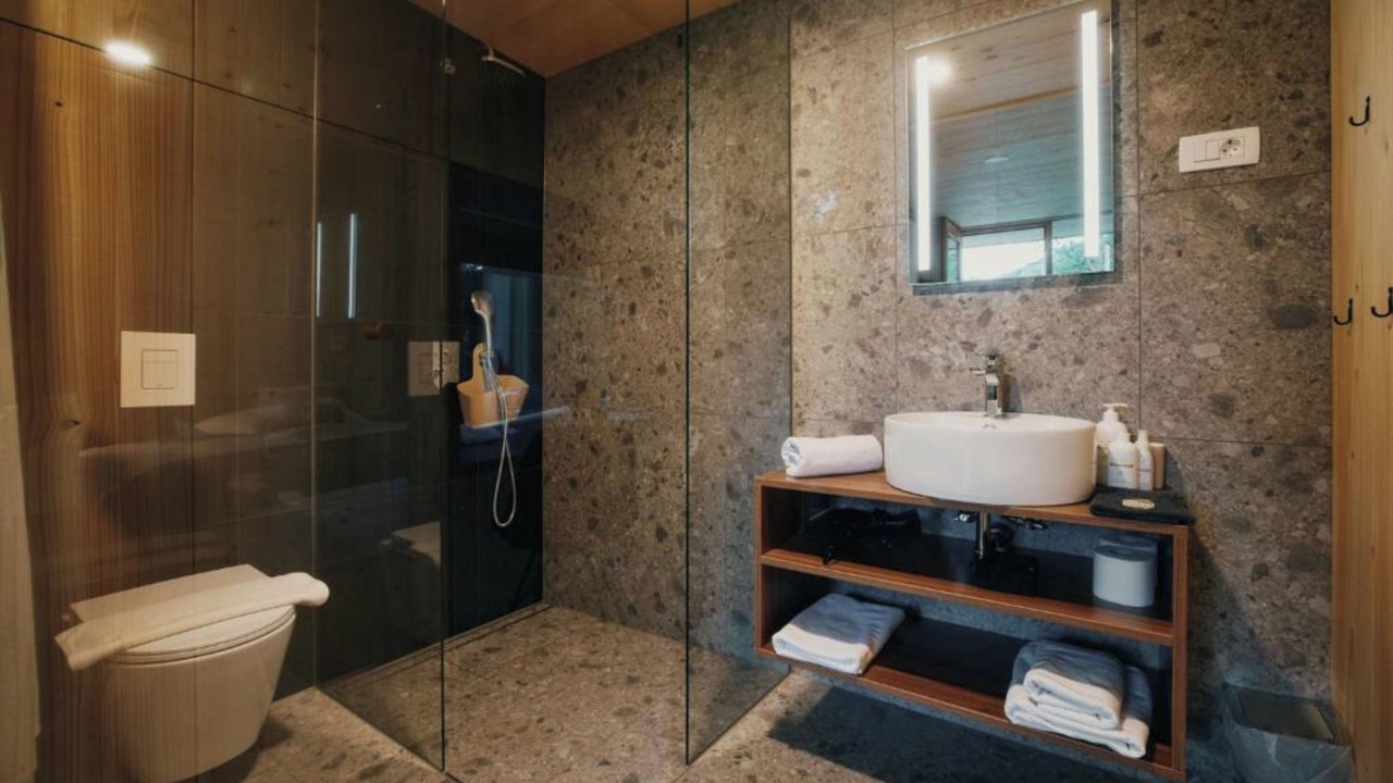 Photo of Bathroom in Slap