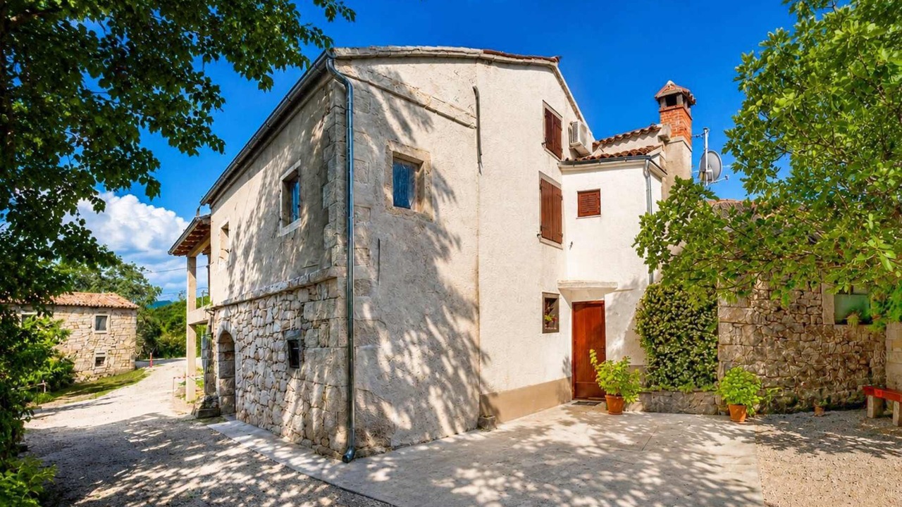 Photo of Outdoor in Buzet