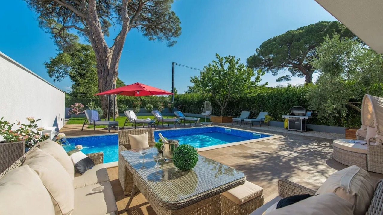 Photo of Outdoor in Cervar