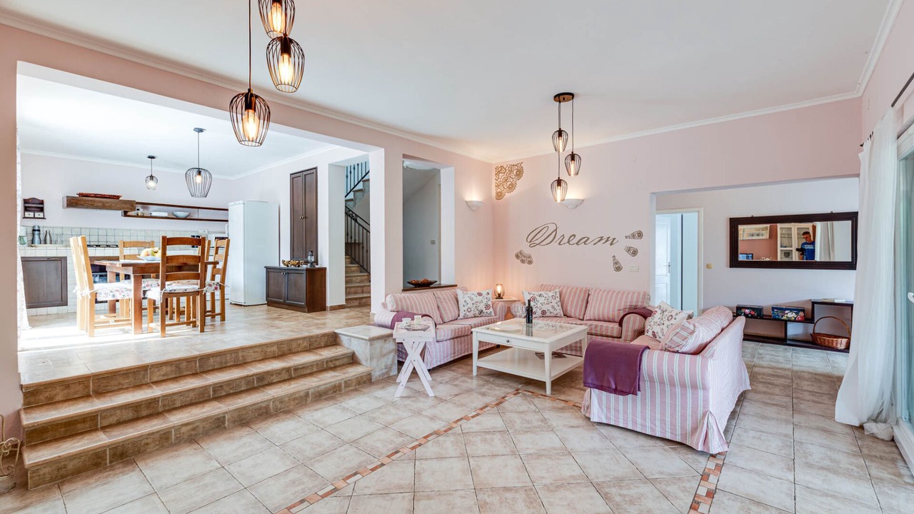 Photo of Livingroom in Pasadur