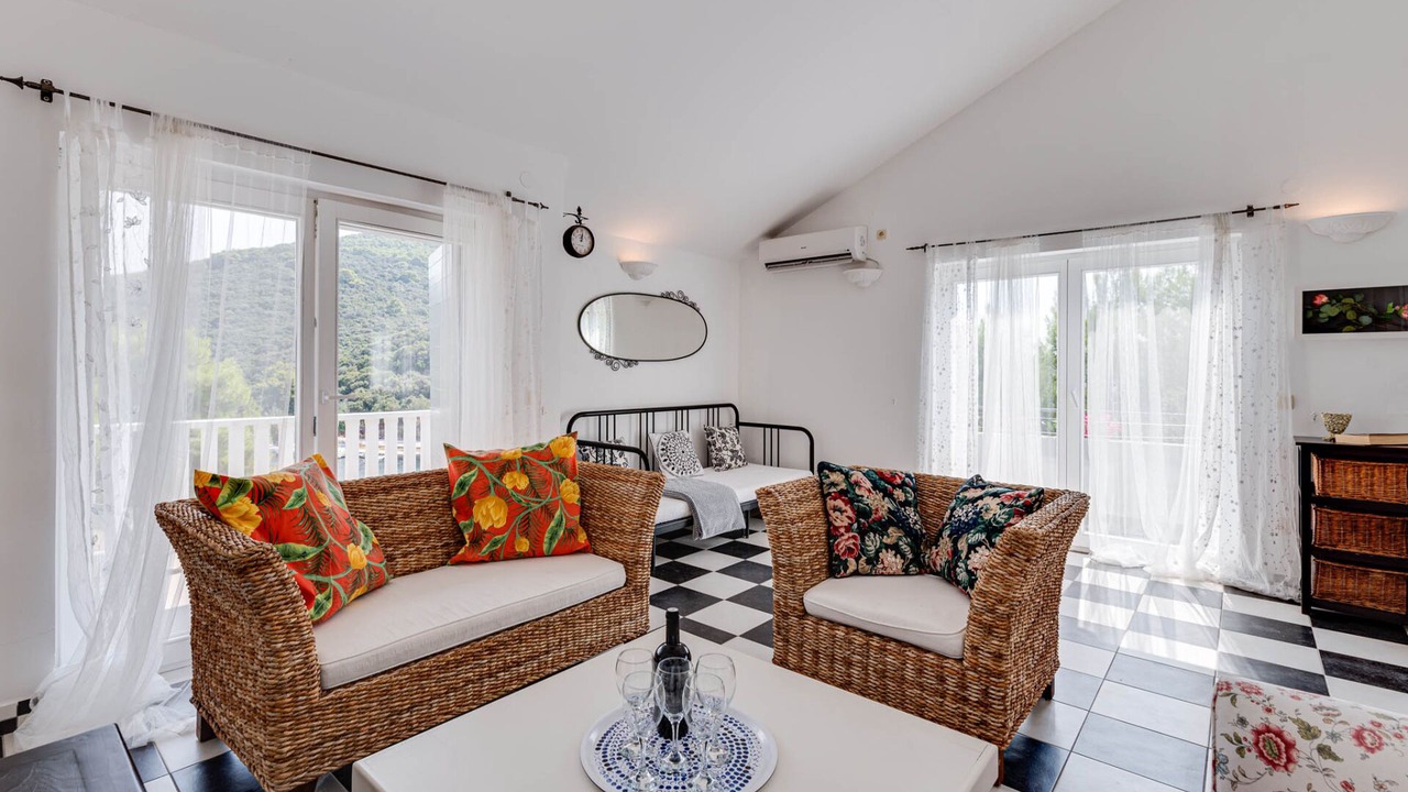 Photo of Livingroom in Pasadur