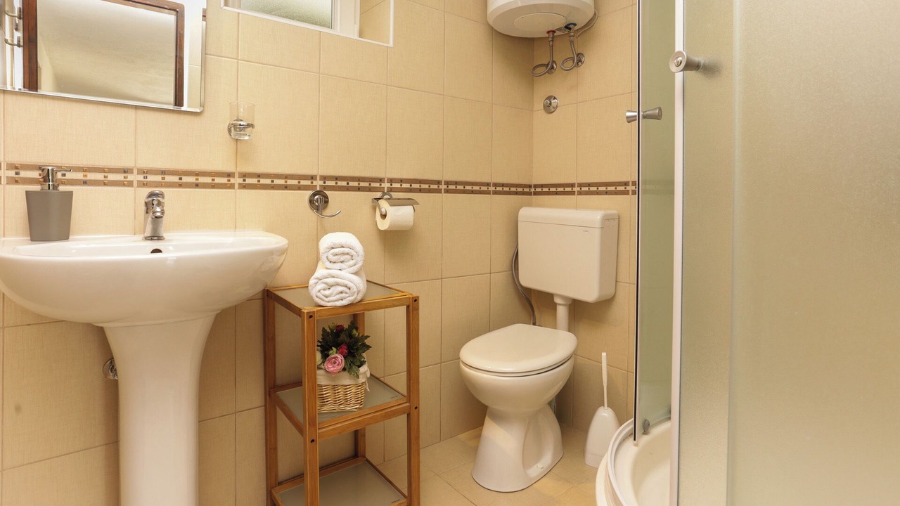 Photo of Bathroom in Okrug Donji