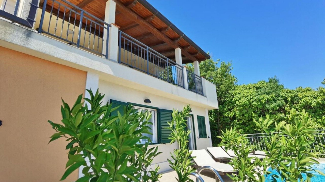 Photo of Patio Balcony in Businci