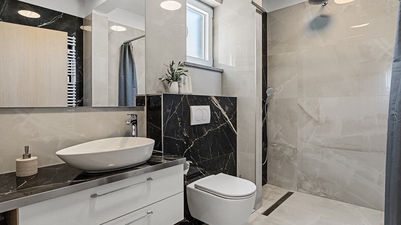 Photo of Bathroom in Kamen