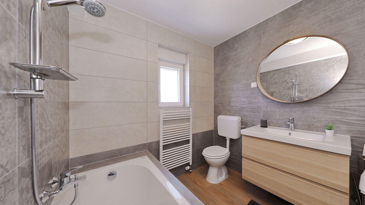 Photo of Bathroom in Seline
