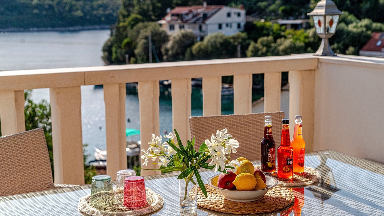 Photo of Others in Cove Tri Zala (Zrnovo)