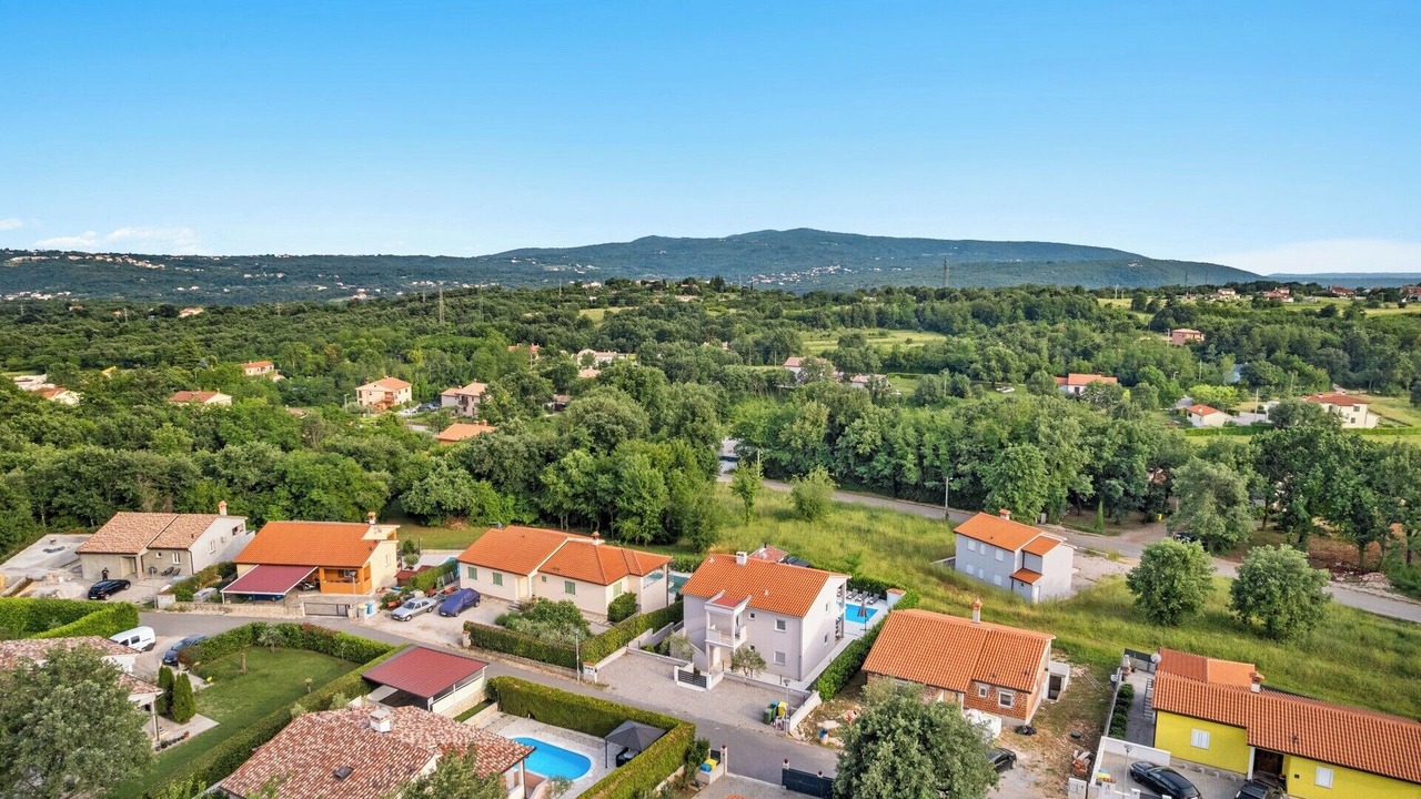 Photo of Outdoor in Marceljani