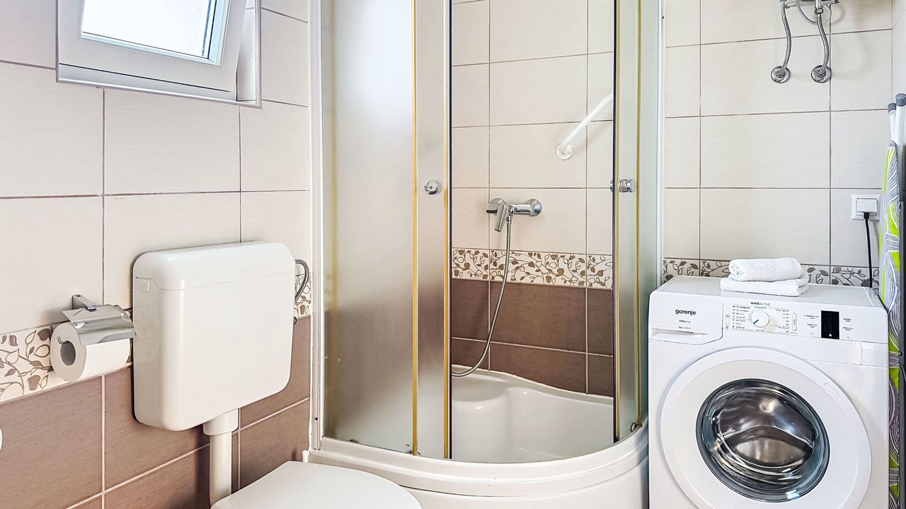 Photo of Bathroom in Karigador