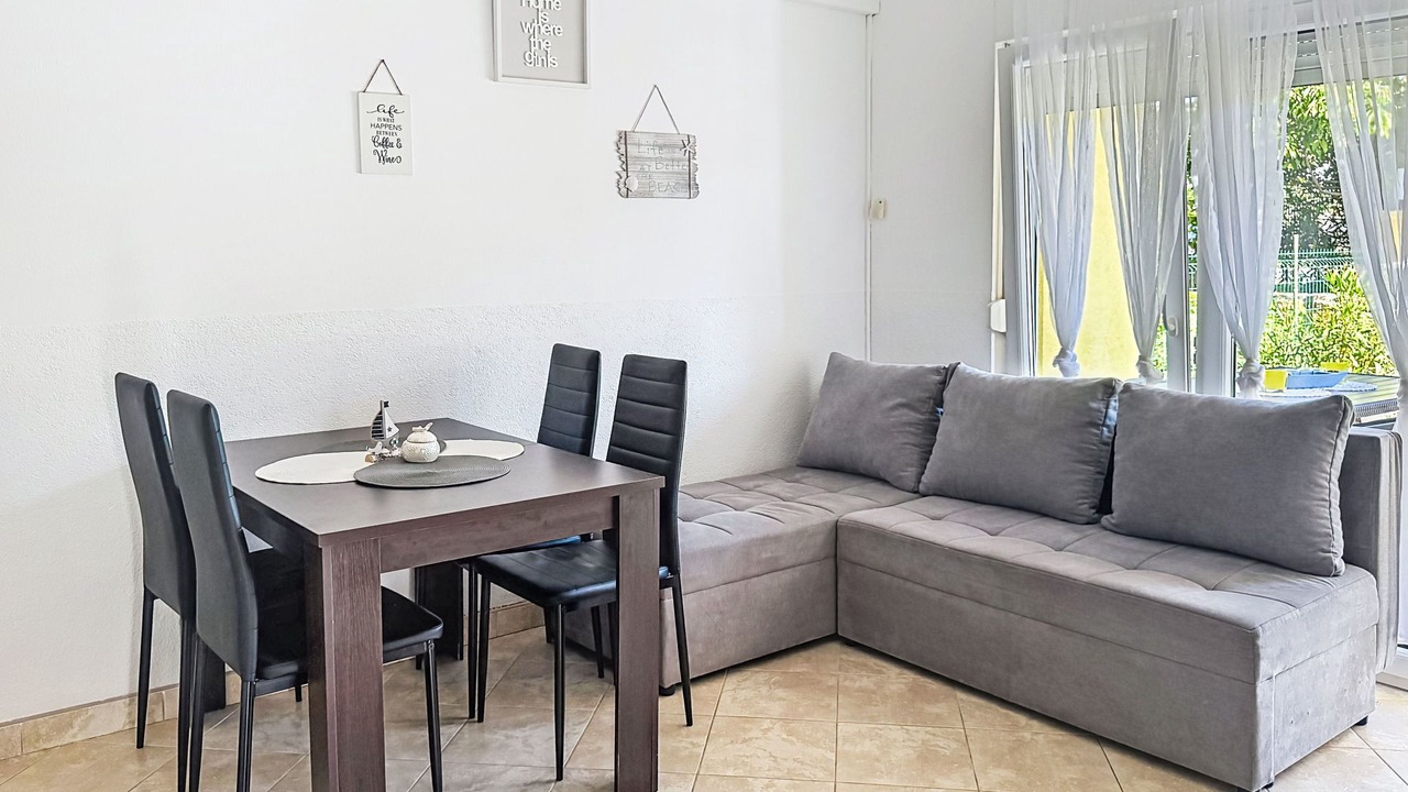 Photo of Livingroom in Karigador