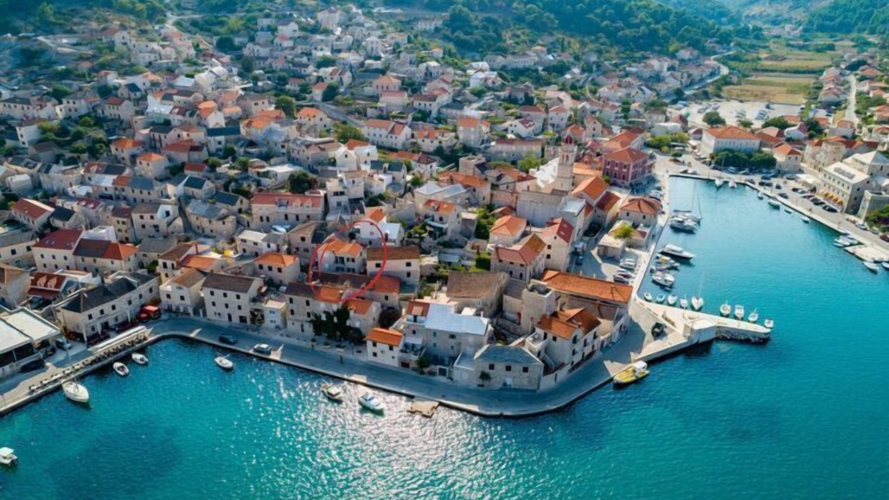 Photo of Others in Pucisca