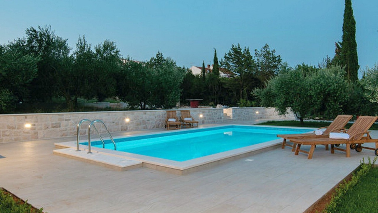 Photo of Outdoor in Loviste