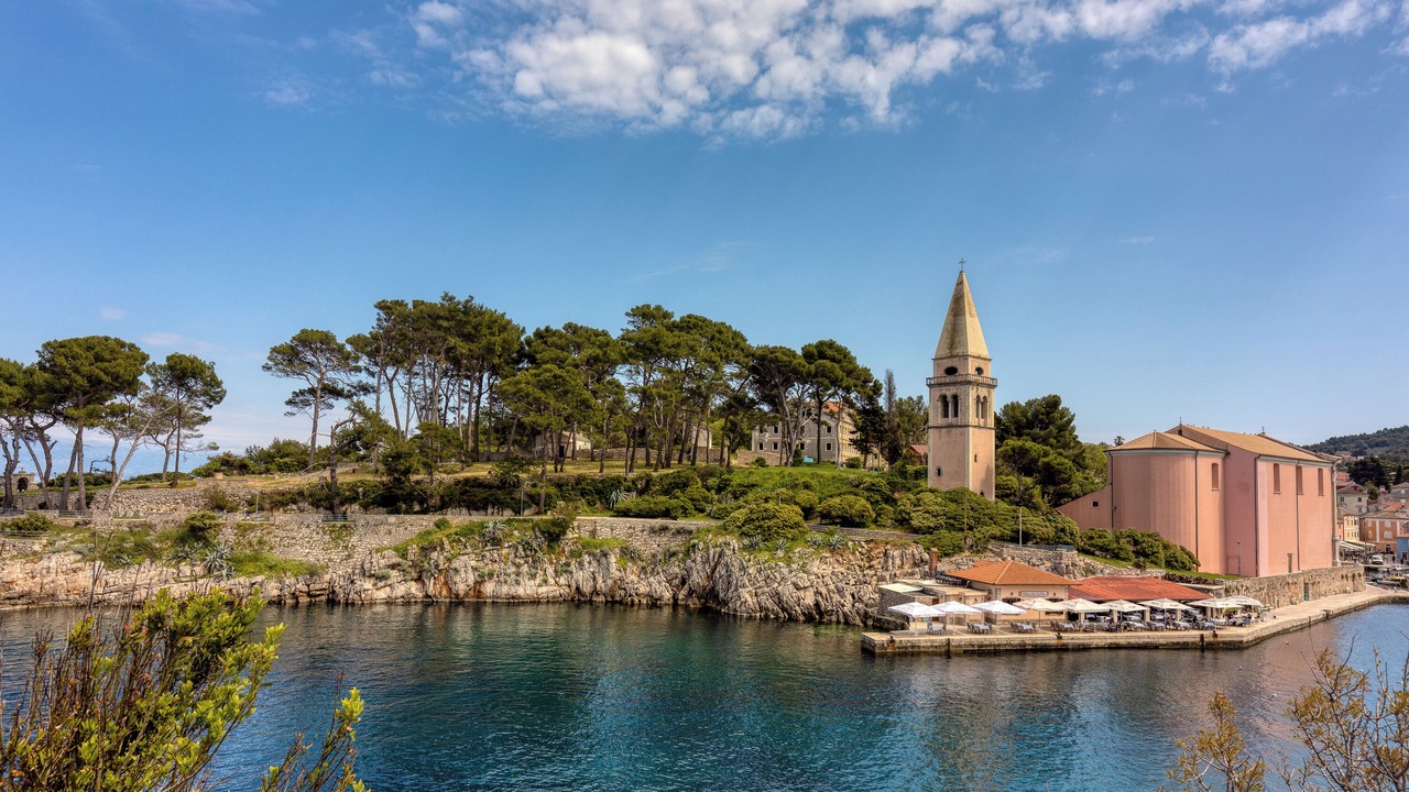 Photo of Outdoor in Cove Murtar