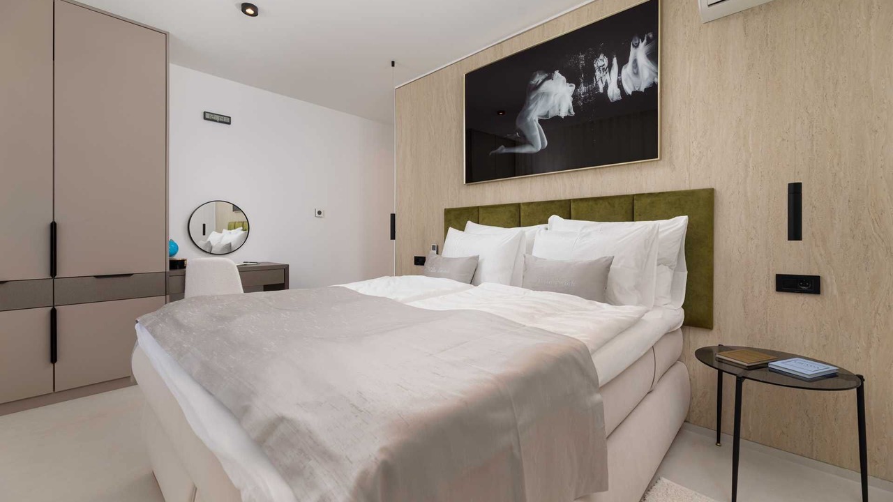 Photo of Bedroom in Vantacici