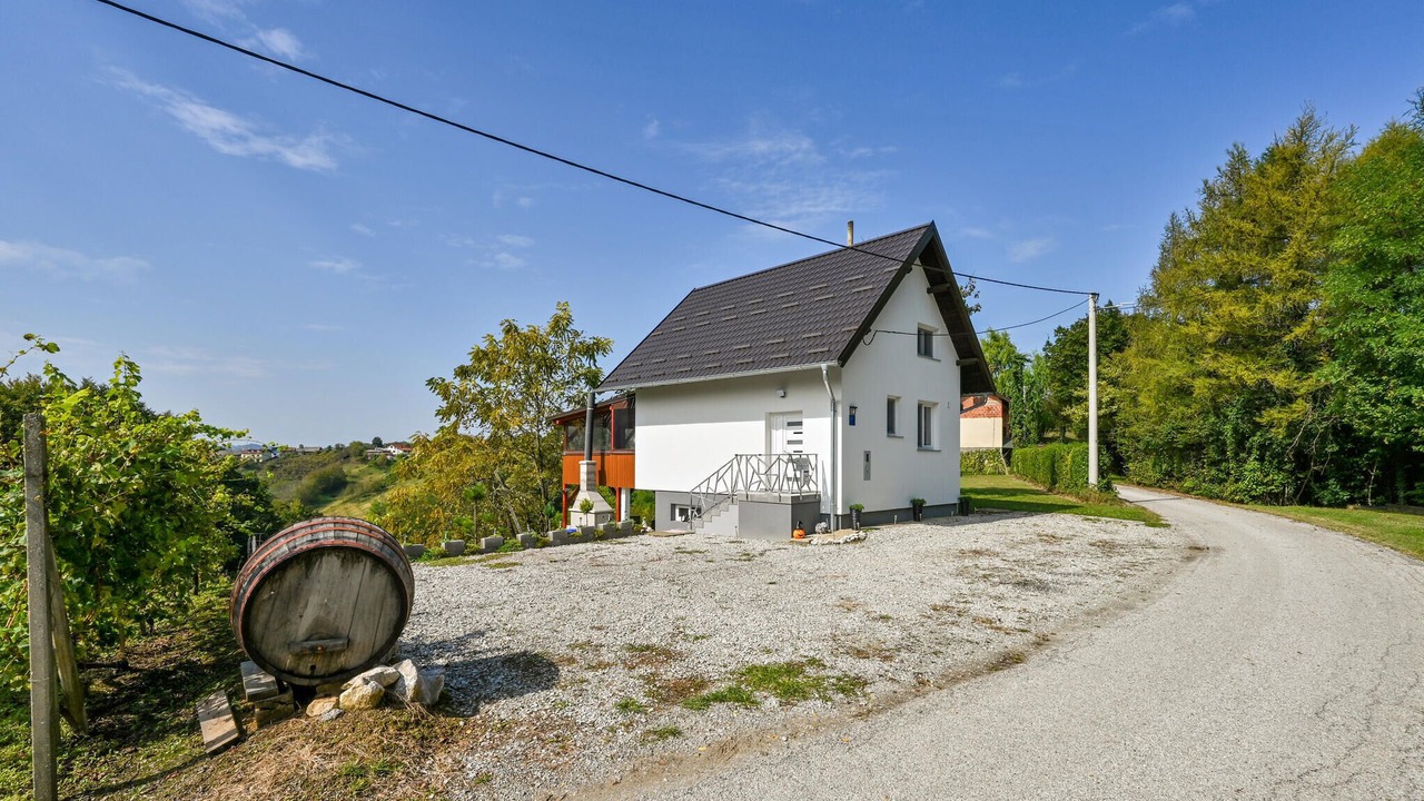 Photo of Others in Vinica
