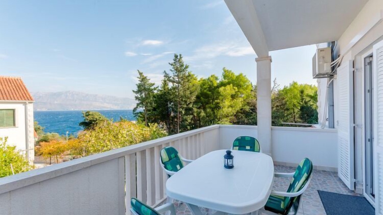 Photo of Patio Balcony in Splitska